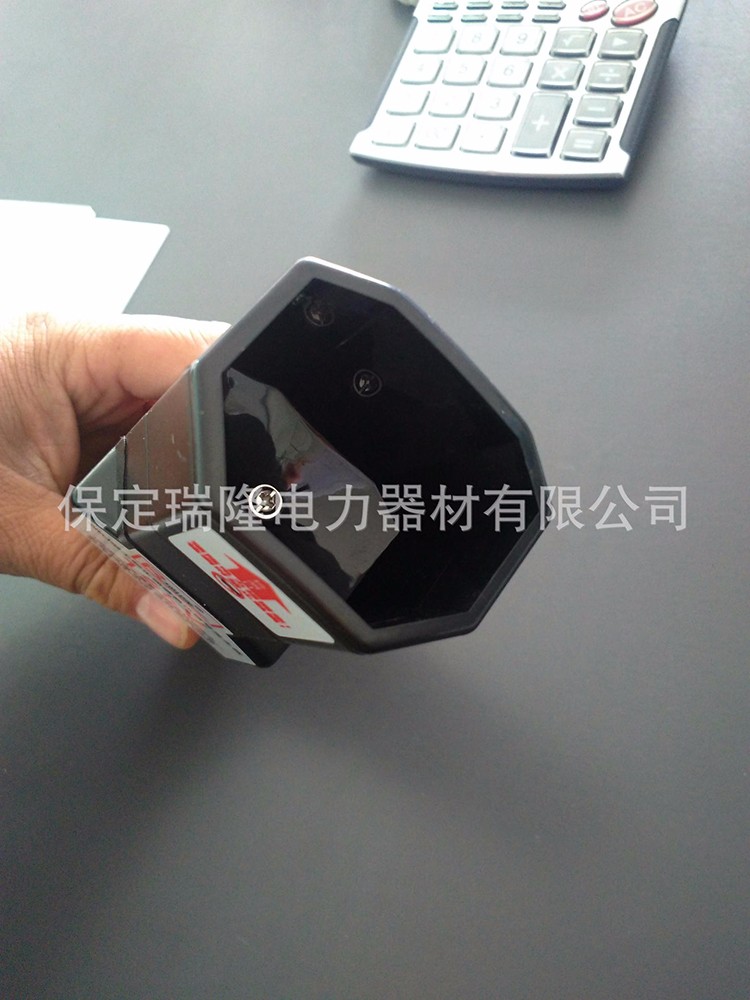 WBJ型正玄波工頻驗(yàn)電信號發(fā)生器